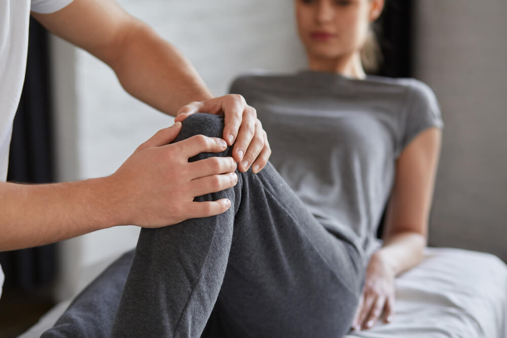 Chiro treatment for knee pain